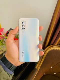 Vivo V17 ,8/256 Gb