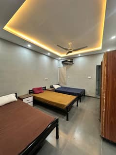 Best Affordable and Comfortable Hostel Accommodation in Model Town