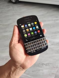 BLACKBERRY Q10 03327731988 WHATSPP PLEASE