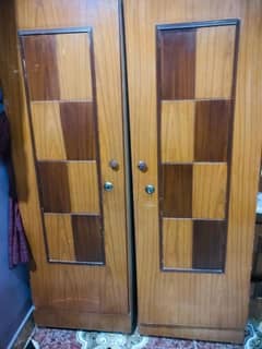 3 door cupboard and dressing for sell