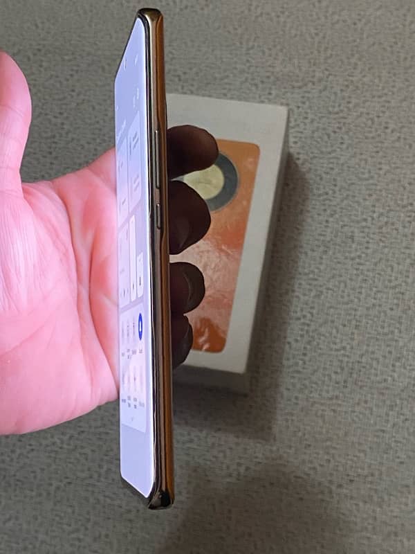 Honor x9b 5G Non PTA 12+8/256gb snapdrago 6gen 1 Mobile with box. Read 3