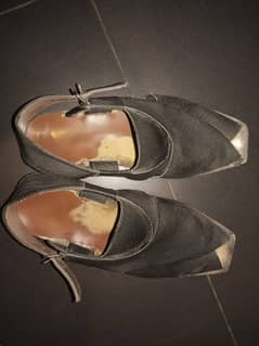 Original Pishawari sandal Good Condition