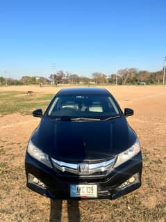 Honda Grace Hybrid 2015