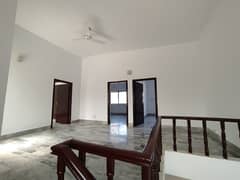 14 Marla House For Sale In Tufail Road.