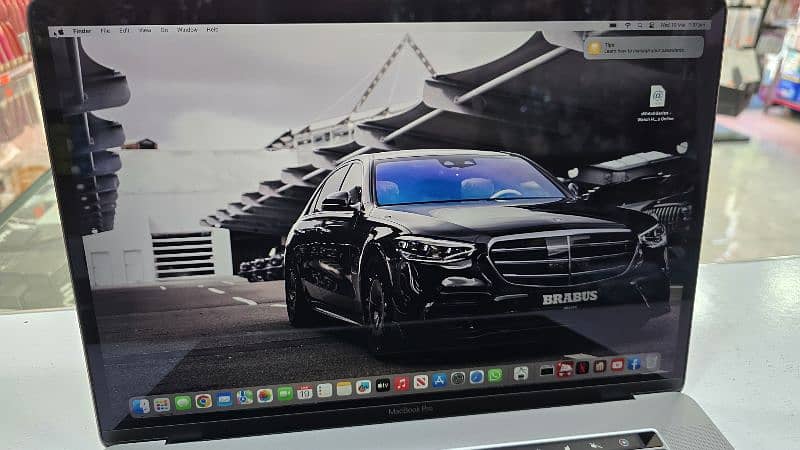 Macbook Pro i7 2019  16/256GB 7