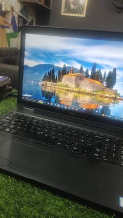 Dell Latitude 5590 i5 8th 15.6 FHD display and touch screen