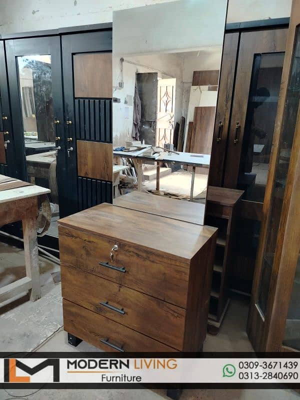 Dressing Tables Round Mirror And Full Mirror Best Quality 10