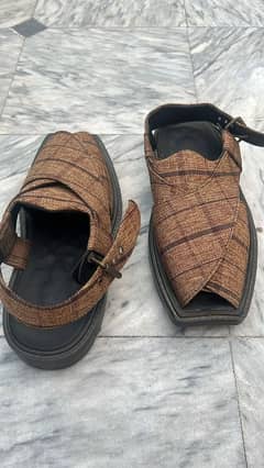 selling my brand new Peshawari chappal . best in toe