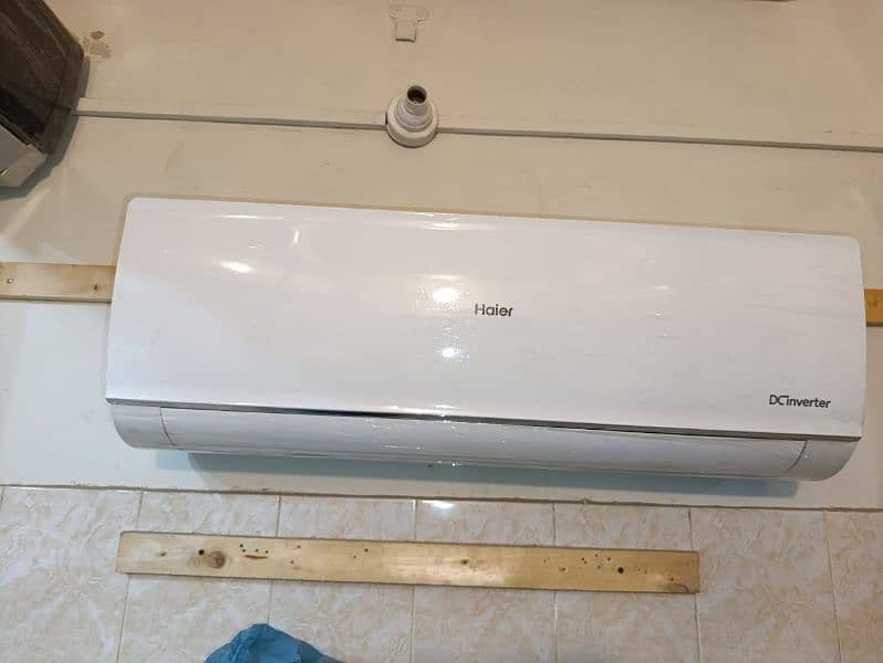 Haier AC / DC inverter brand new condition/AC/split AC 2