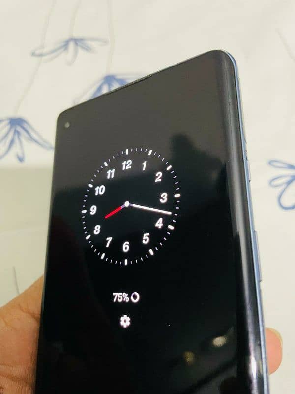 One Plus 8 4g. 8