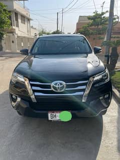 Toyota Fortuner V 2019