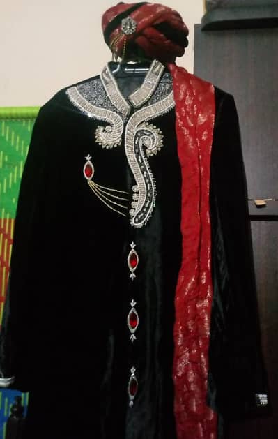 groom shervani included qula and qussa