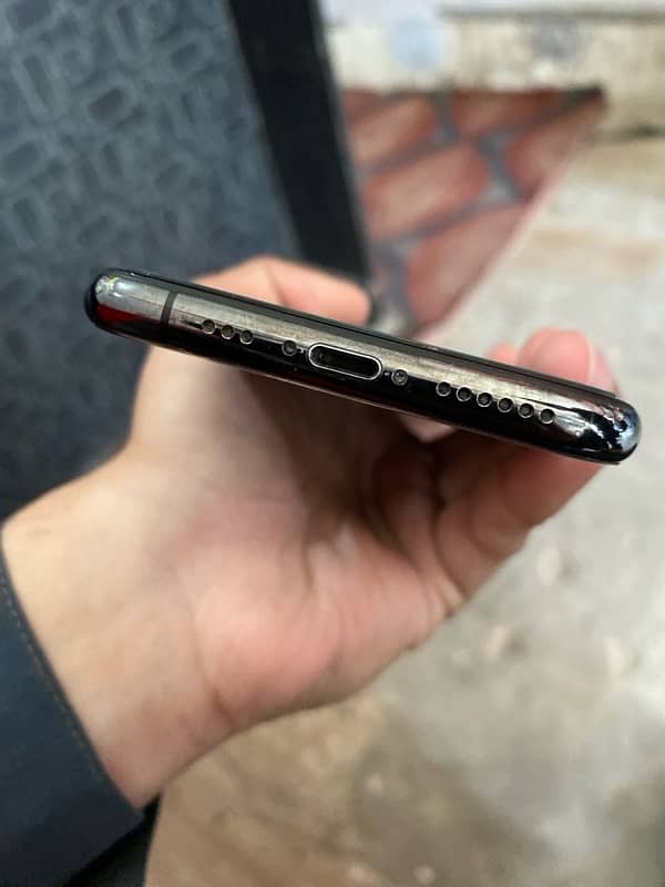 iphone Xs 64gb NonPta 10/9.5 condition home use only battery service 6