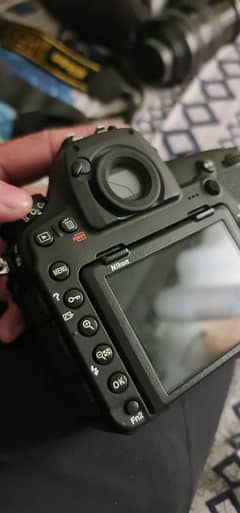 Nikon D850 Body Urgent Sale Shutter  1 3 3 k