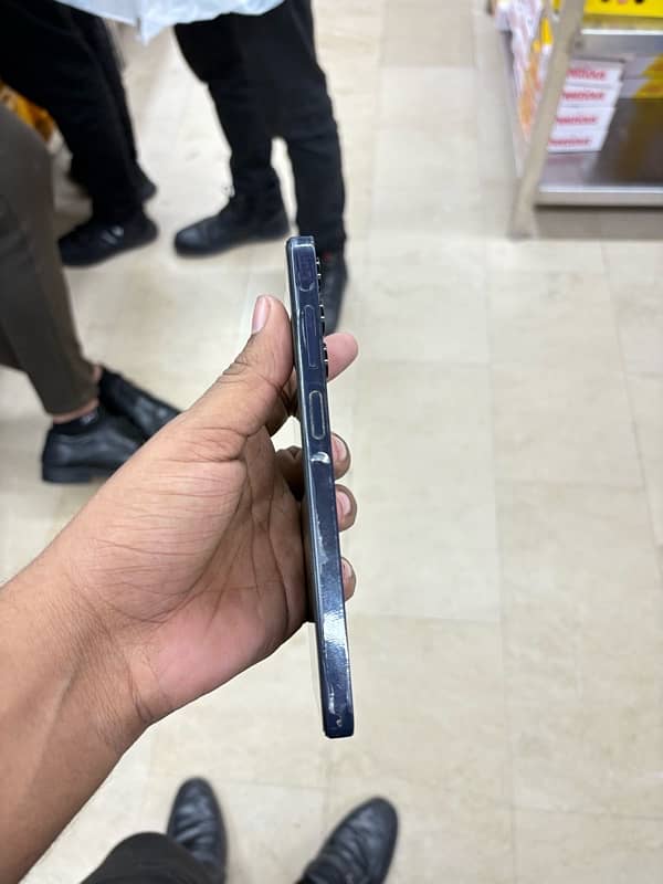 Samsung A15 5G 12/256 3