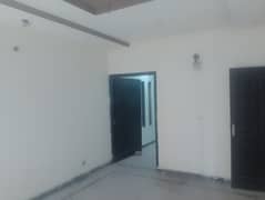 3.5 flat 2nd floor beautiful pak arb socity