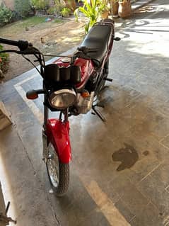 YAMAHA 125  only serious buyers