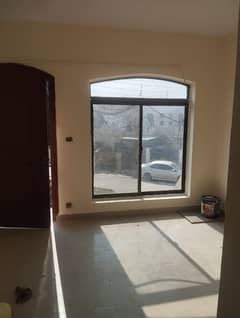 3 MARLA FLAT APPARTMENT WITH 2 BEDROOM AVALIABLE FOR RENT IN EDEN LANE VILLAS 2 LAHORE