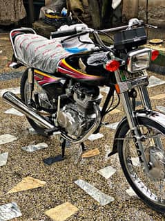 Honda 2009 model lush bike ha koi kam nai ha