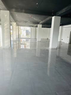 3000 Sqft brand new Commer floor corner for rent