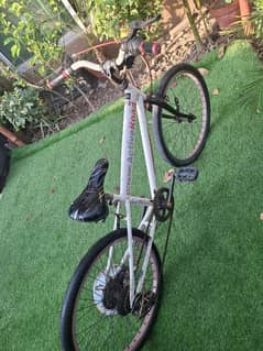 kids cycle good condition age 9 10 years