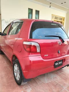 Toyota Vitz 2001