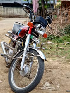 Honda 125 1999 model in good condition