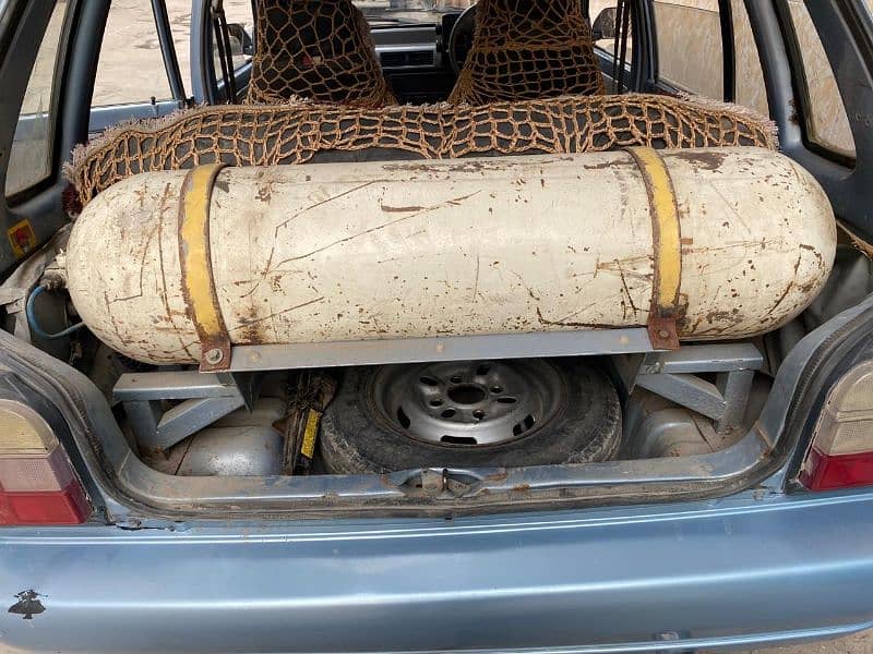 CNG Cylinder with frame & Kit 3