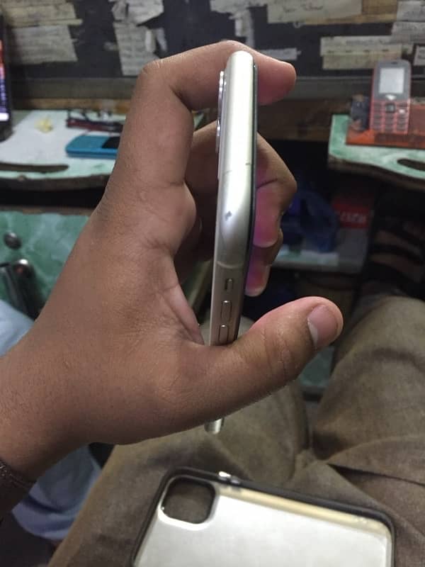 IPHONE 11 PTA APPROVED 128 GB FuLl And Final Rate 90K Offer 6