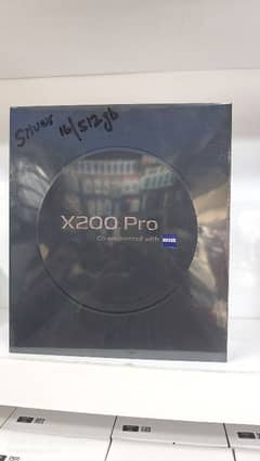 Vivo X200 Pro Box Pack Silver