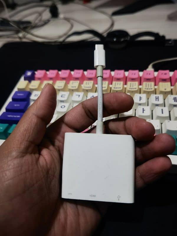 Lightning Cable 3