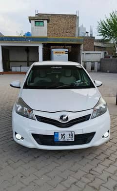 Toyota Vitz 2016