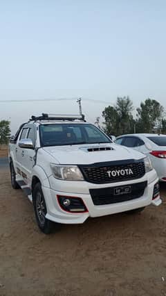 Toyota Hilux 2011