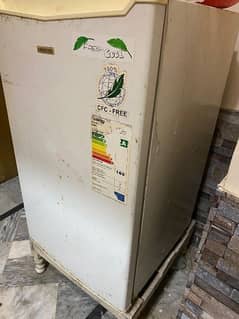 Kenwood fridge good working condition