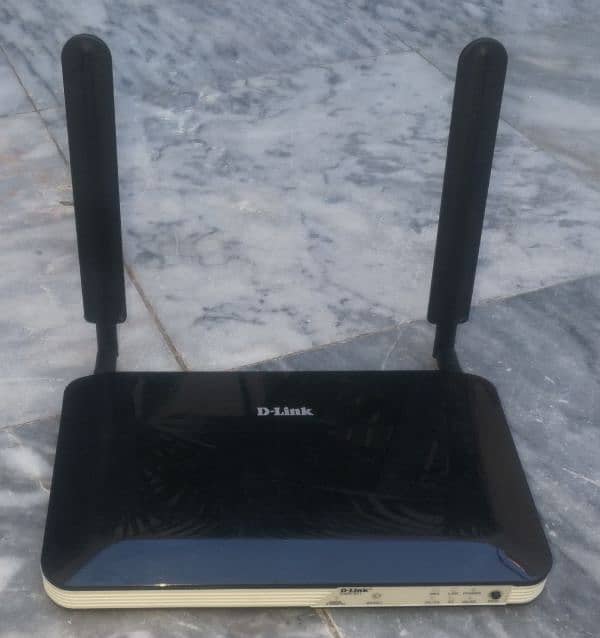 D-LINK DWR-921 4G SIM SUPPORT 1