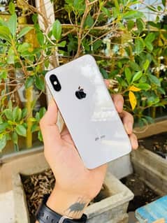 iphone X 256gb My watsapp number 03251567306