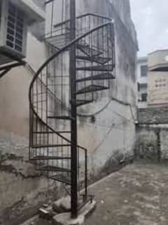 Round Stair (goal Serri)  Millat road Punjab Iron Bhola Kabariya FSD