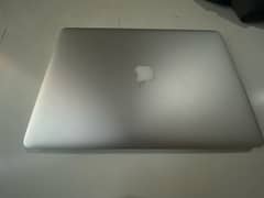 MACBOOK PRO i7