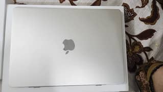 Mac BOOK Air M3 15 Inches  8GB 256GB