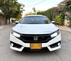 Honda Civic 2016 RS turbo 1.5 VTEC CVT Automatic Sunroof B2b Original