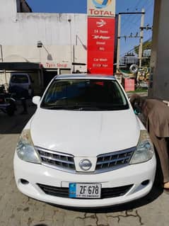 Nissan Tiida 2007