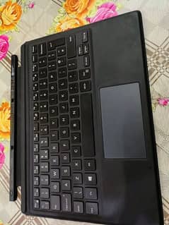 Dell icore 5, generation 8th,Touch,and Dattach keyboard