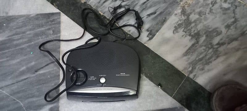 PHILIPS Alaram Clock+Radio 2