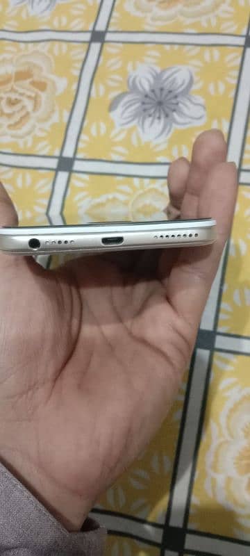 oppo F 1 S only mobile 5