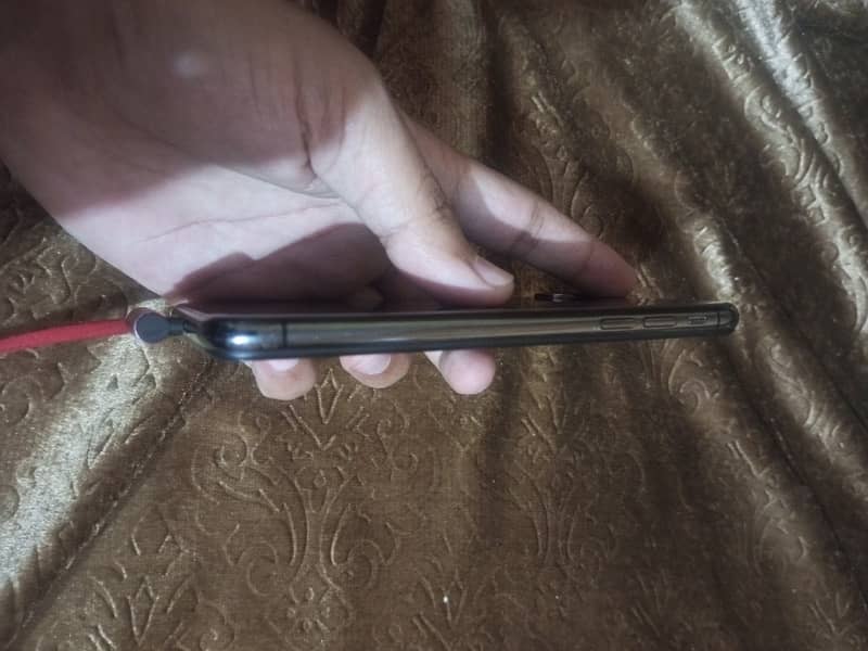 iPhone xS non pta 9