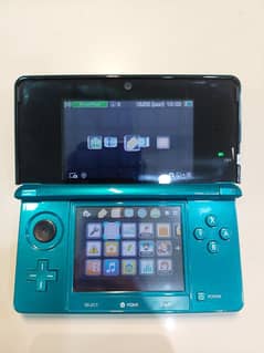 Nintendo 3DS in clean condition