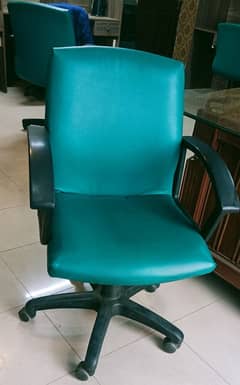 Slightly Used Imported Office Chairs for Sale