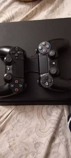 ps4 slim with 2 controllers