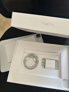 iPad pro M2 256gb  For sale full box