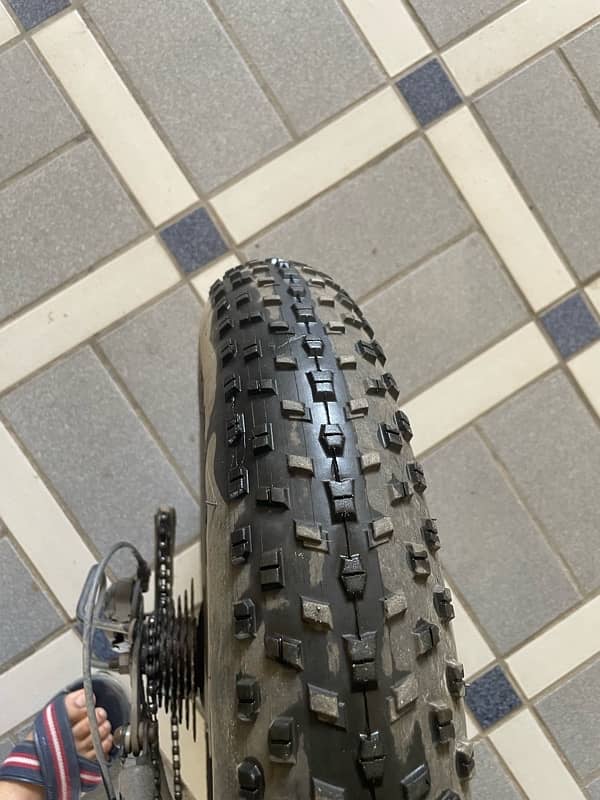 Land Rover Big Fat Tyres Foldable Mountain Bike 1
